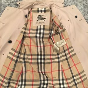Burberry Trench coat